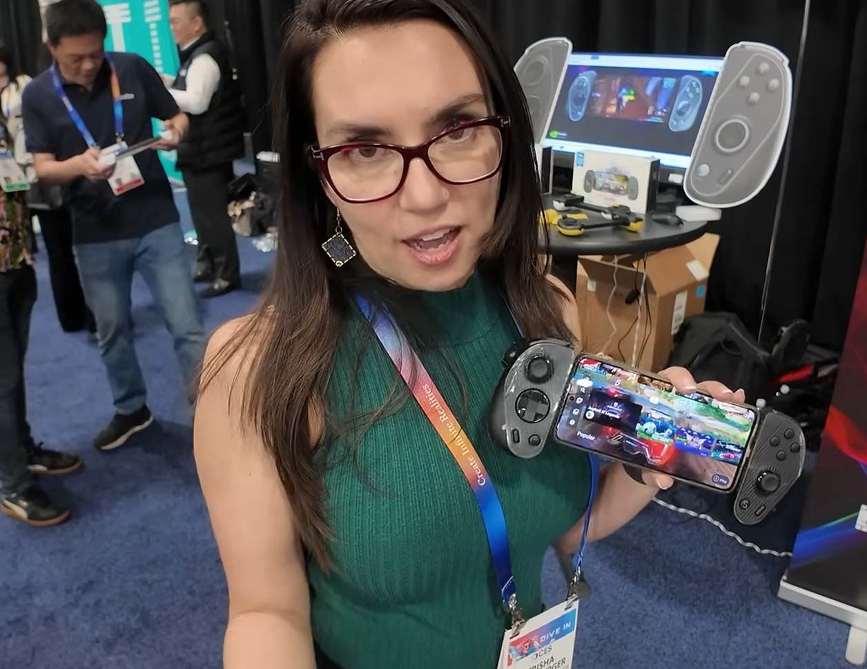 Trisha Hershberger introduces the Serafim S3 Game Controller at Serafim's booth at CES 2025 Unveiled.
